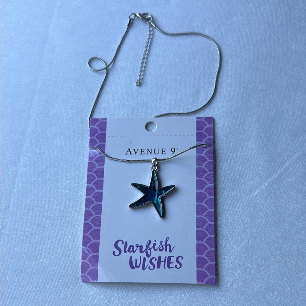 Avenue 9 ‎ Starfish Necklace - Blue and Silver